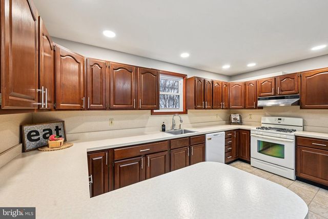 4211 PARKMONT AVE, Baltimore, MD 21206