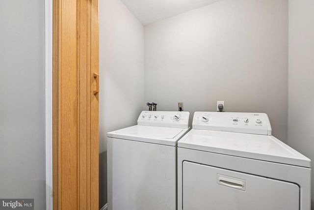 4211 PARKMONT AVE, Baltimore, MD 21206