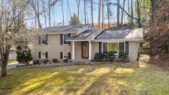 1307 18th Street NW, Cleveland, TN 37311