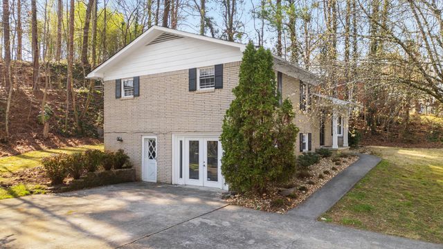 1307 18th Street NW, Cleveland, TN 37311