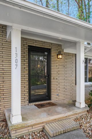 1307 18th Street NW, Cleveland, TN 37311