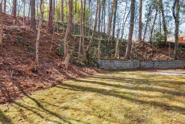 1307 18th Street NW, Cleveland, TN 37311