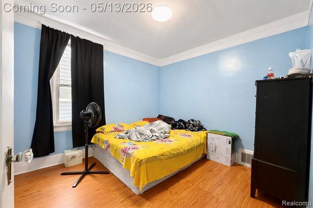 1928 Yemans Street, Hamtramck, MI 48212