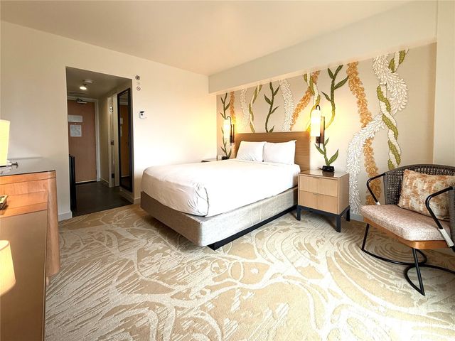 410 Atkinson Drive 852, Honolulu, HI 96814