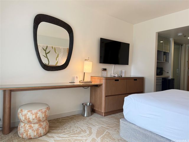 410 Atkinson Drive 852, Honolulu, HI 96814