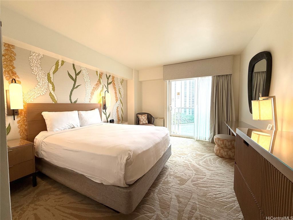 410 Atkinson Drive 852, Honolulu, HI 96814