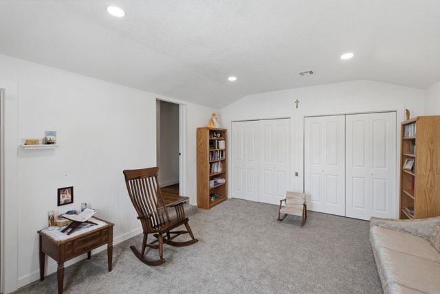1601 W Regal, Wichita, KS 67217