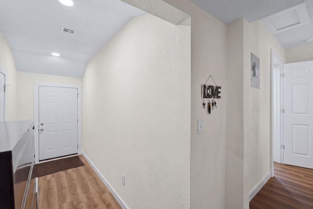 1601 W Regal, Wichita, KS 67217