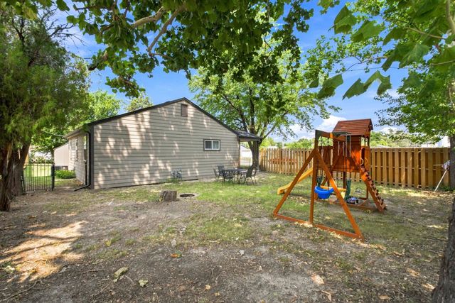 1601 W Regal, Wichita, KS 67217