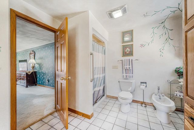 600 E WOODCREST DRIVE, Appleton, WI 54915