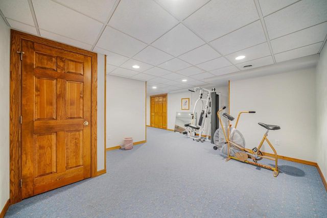 600 E WOODCREST DRIVE, Appleton, WI 54915