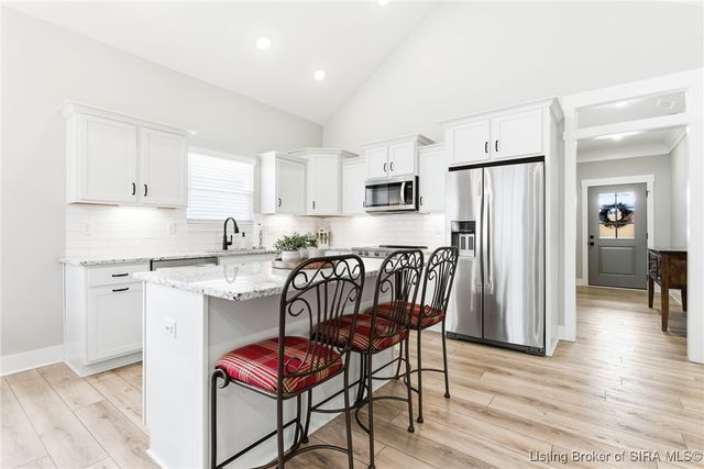 6568 Abney Court, Jeffersonville, IN 47130