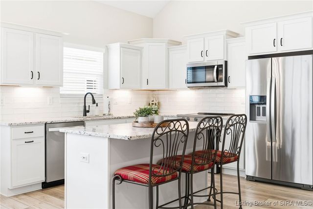 6568 Abney Court, Jeffersonville, IN 47130