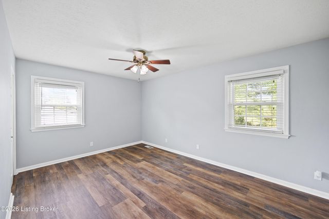 822 Marengo Dr, Louisville, KY 40243