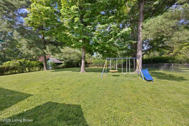 822 Marengo Dr, Louisville, KY 40243