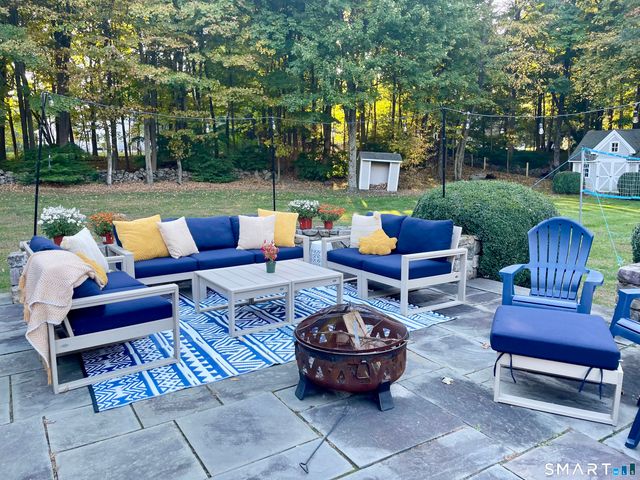 9 Old Farm Road, Wilton, CT 06897