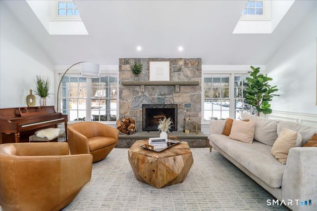 9 Old Farm Road, Wilton, CT 06897