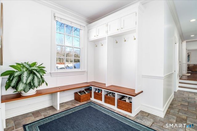 9 Old Farm Road, Wilton, CT 06897