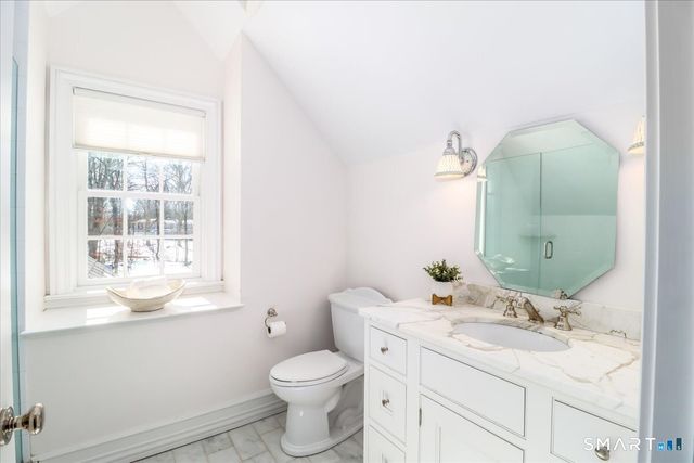 9 Old Farm Road, Wilton, CT 06897