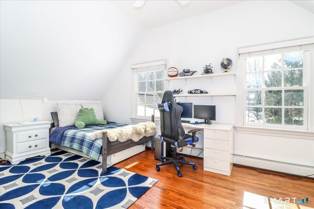 9 Old Farm Road, Wilton, CT 06897