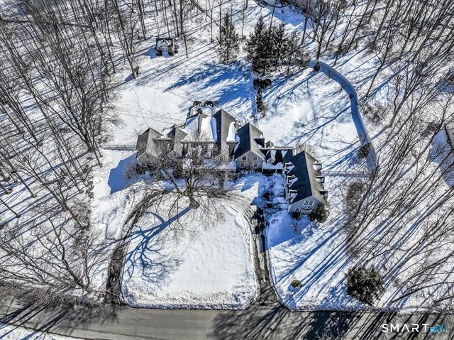 9 Old Farm Road, Wilton, CT 06897