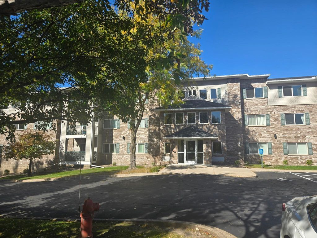 16520 Tranquility Court SE 303, Prior Lake, MN 55372 — exterior