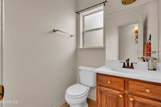 1075 YASMIN Court, El Paso, TX 79932