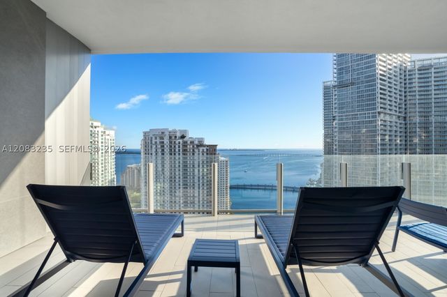 300 BISCAYNE BOULEVARD WAY 3302E, Miami, FL 33131