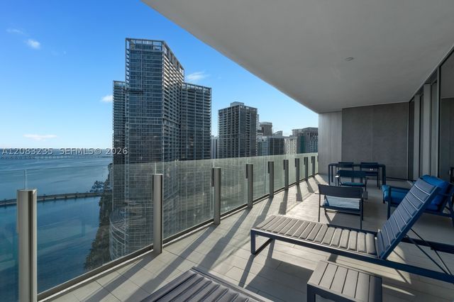 300 BISCAYNE BOULEVARD WAY 3302E, Miami, FL 33131