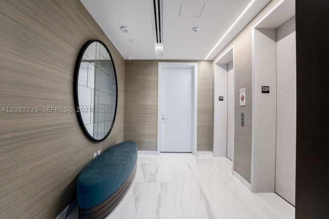 300 BISCAYNE BOULEVARD WAY 3302E, Miami, FL 33131