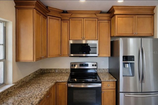 2741 FOXFIRE COURT D, Clearwater, FL 33761