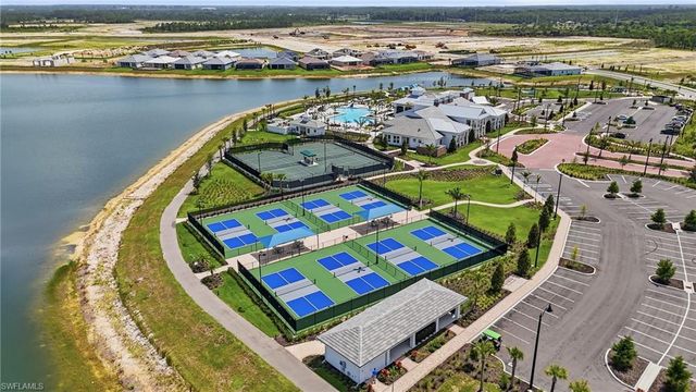 20035 Terrawalk CIR, Alva, FL 33920
