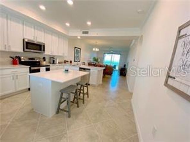 1020 TIDEWATER SHORES LOOP 304, Bradenton, FL 34208