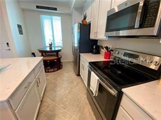 1020 TIDEWATER SHORES LOOP 304, Bradenton, FL 34208