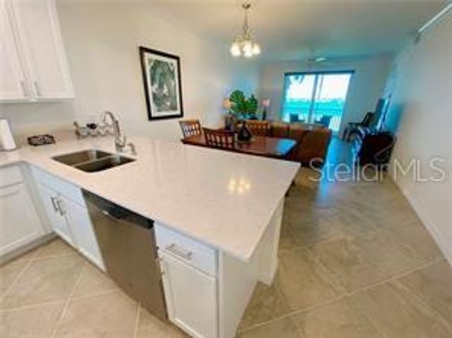 1020 TIDEWATER SHORES LOOP 304, Bradenton, FL 34208