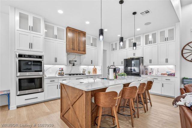 600 E McKenzie Avenue, Pocola, OK 74902