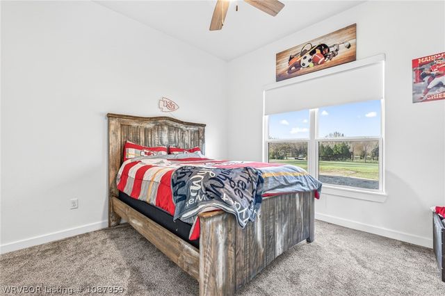 600 E McKenzie Avenue, Pocola, OK 74902