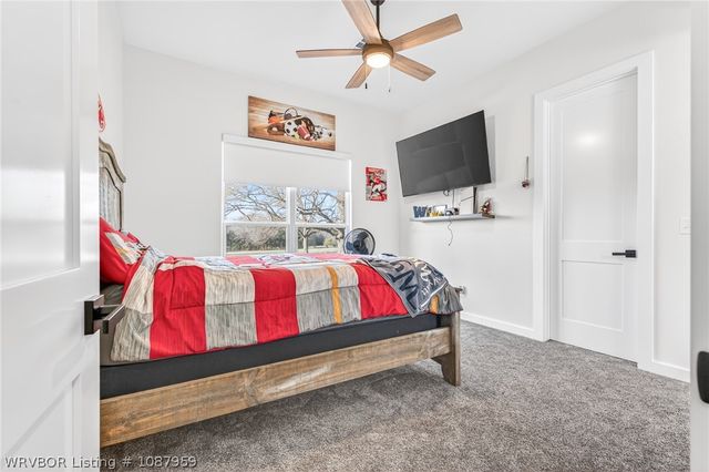 600 E McKenzie Avenue, Pocola, OK 74902