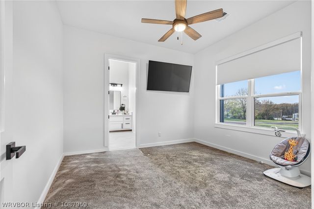 600 E McKenzie Avenue, Pocola, OK 74902