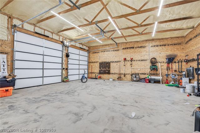 600 E McKenzie Avenue, Pocola, OK 74902