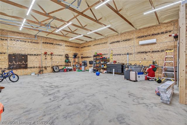 600 E McKenzie Avenue, Pocola, OK 74902