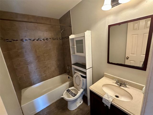 7307 Eden Crossing Lane, Richmond, TX 77407