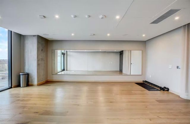 48 East Ave 1305, Austin, TX 78701