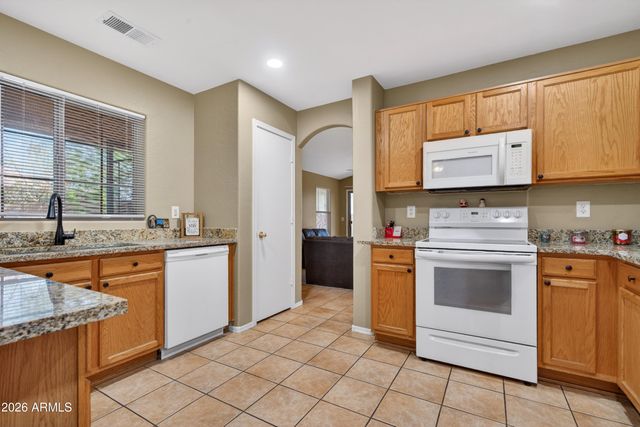 2337 E 39TH Avenue, Apache Junction, AZ 85119