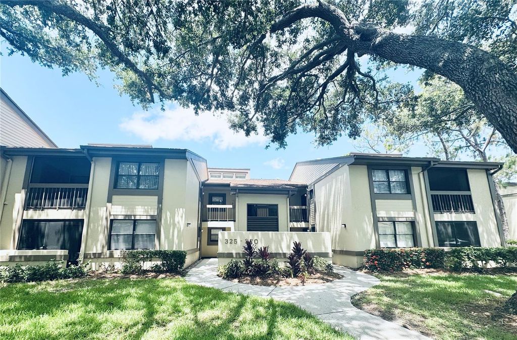328 WOODLAKE WYNDE, Oldsmar, FL 34677