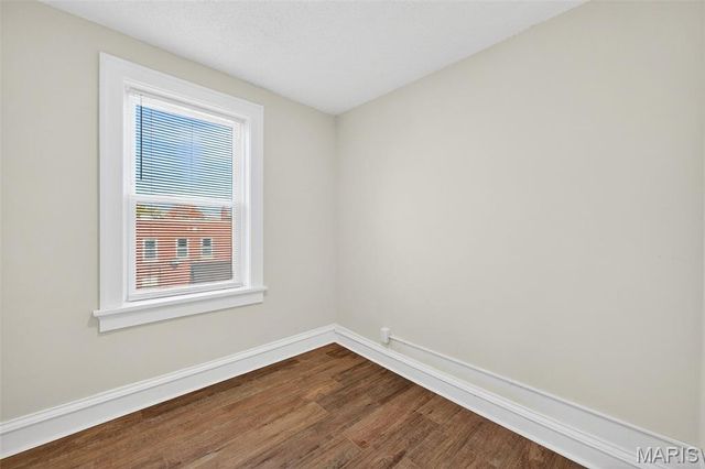 5803 S Kingshighway Boulevard 2N, St Louis, MO 63109