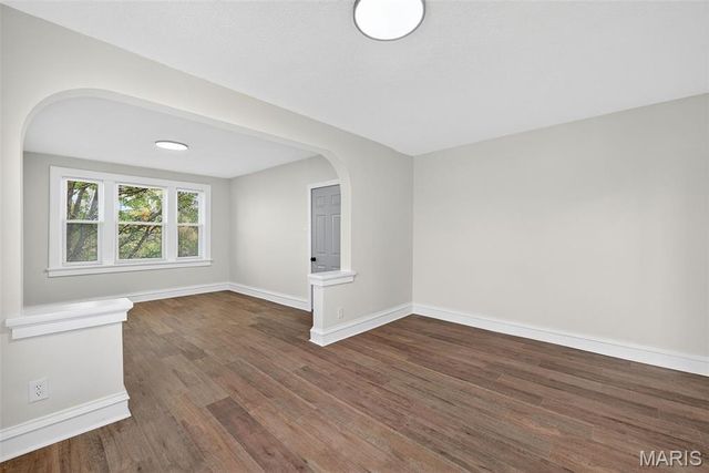 5803 S Kingshighway Boulevard 2N, St Louis, MO 63109