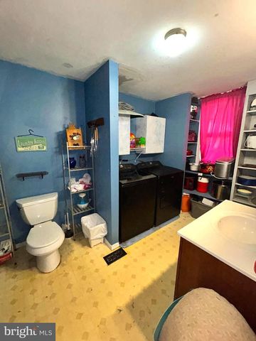 325 N FRANKLIN ST, Hanover, PA 17331