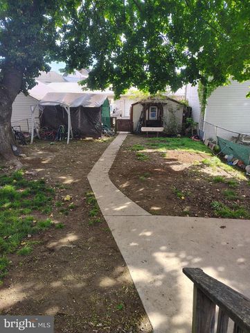 325 N FRANKLIN ST, Hanover, PA 17331