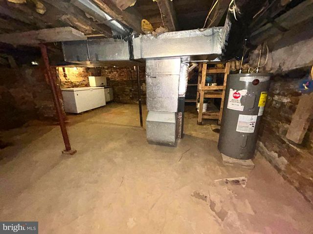 325 N FRANKLIN ST, Hanover, PA 17331